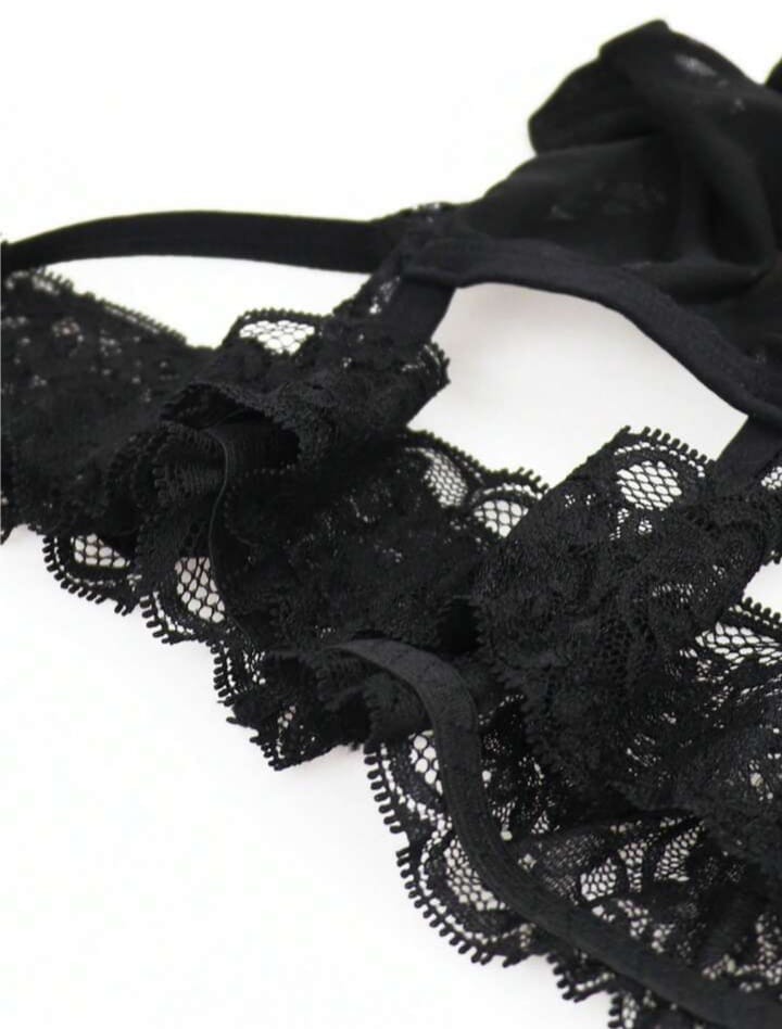 Noir Lace Sculpt Thong